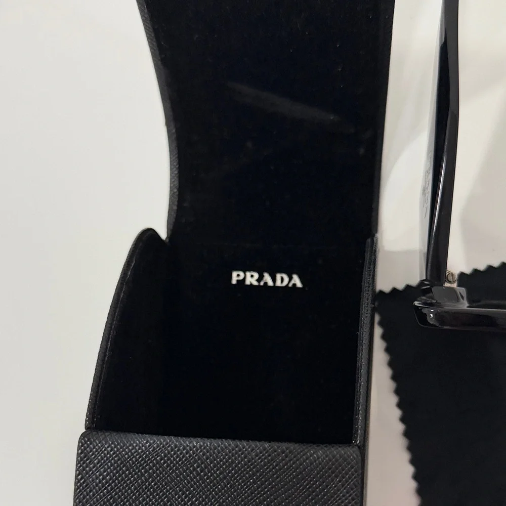 Prada Women's Black Sunglasses - Picture 6 of 7